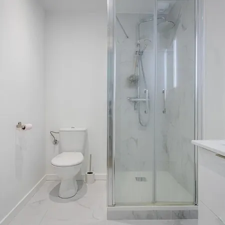 Pavillon Mikaza Center, 8 Guests Villa *